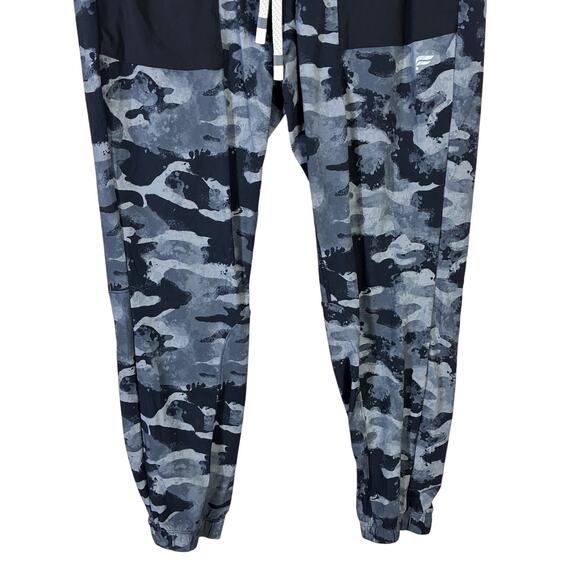 Fabletics The One Camo Joggers Mens S Gray Stretch Athleisure Lightweight - Picture 4 of 6